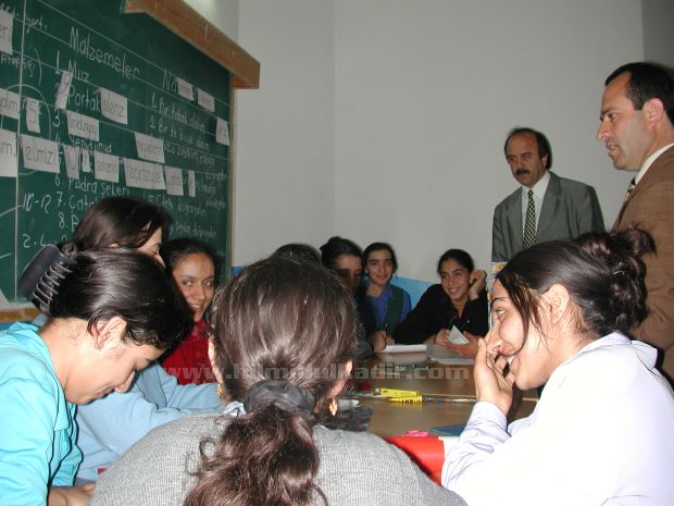 Kolay Okuma Yazma eğitimleri verdi